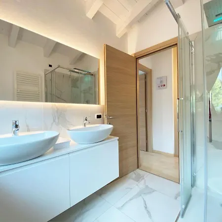 Prázdninový dům Prestige Apt Lake Como Colico